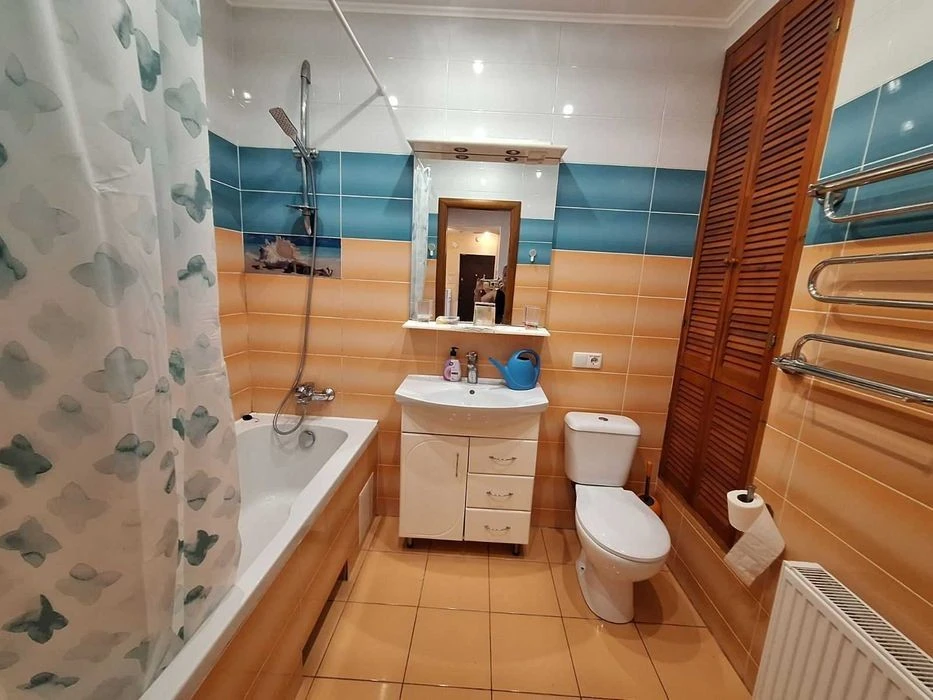 Продаю 3 кімнатну квартиру вул Мілославська 2