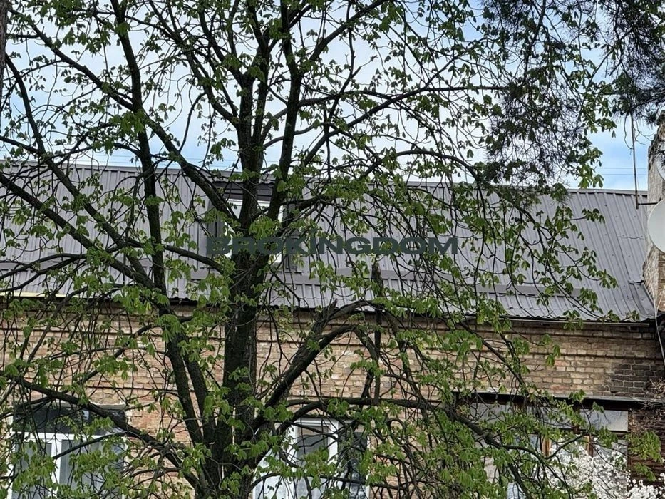 Продам 2к квартиру, Сталінку з ремонтом Бориспільська 38