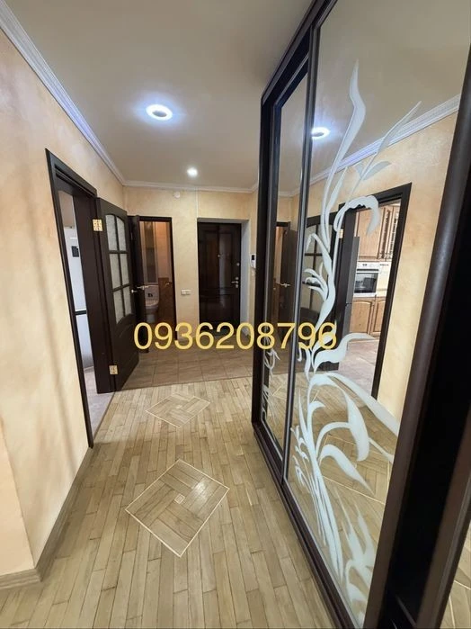 Продається 2 кімнатна квартира вул. Кубанської України, 31а,