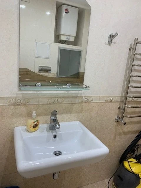Продається 2 кімнатна квартира вул. Кубанської України, 31а,