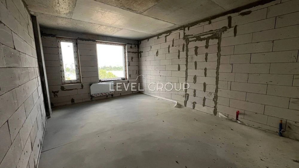 Продаж квартири в ЖК «Лебединий Guest House» - життя біля оз
