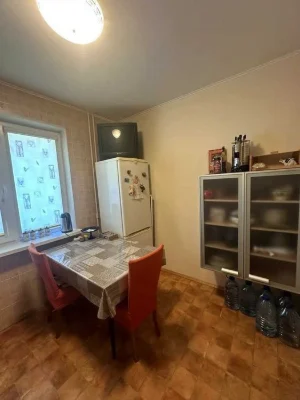 метро Позняки 3 кімнати