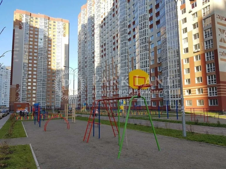 Гмирі Бориса ЖК "Патріотика" ТЕРМІЕНОВО