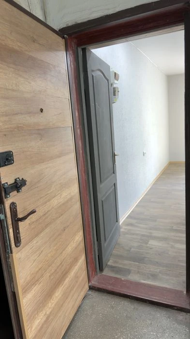 Продам 1 кімнатну квартиру Сталеварів 3/5 (господар)