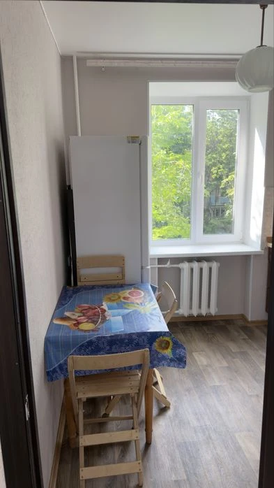 Продам 1 кімнатну квартиру Сталеварів 3/5 (господар)
