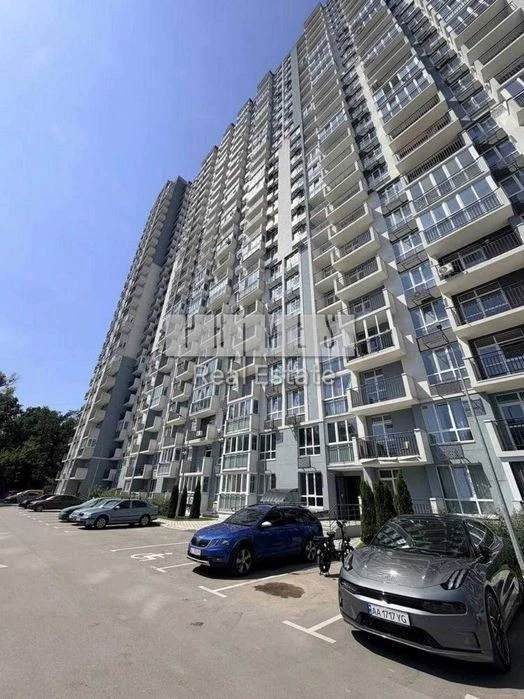Продаж 1кімн квартири з ремонтом в Голосіївському районі, ЖК