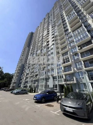 Продаж 1кімн квартири з ремонтом в Голосіївському районі, ЖК