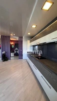 Продаж 2-кімнатної квартири в ЖК Cosmopolitan. Дорогожичі