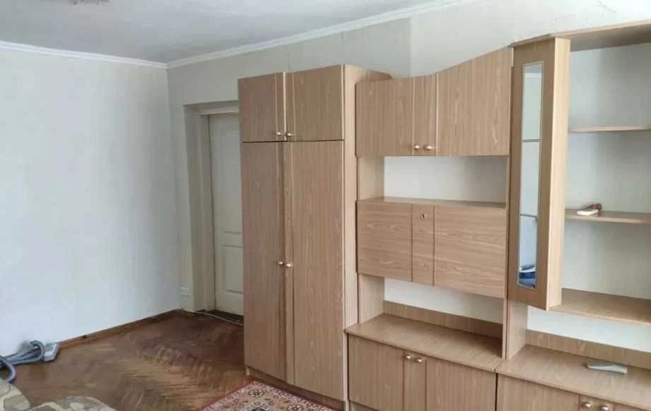 •• 1-кімнатна квартира по вул. Джохара Дудаєва (Іскрівська)