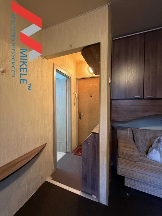 Продаж 1к квартира 19м2 (Готелька) м. Дорогожичи 15 хв. вул.