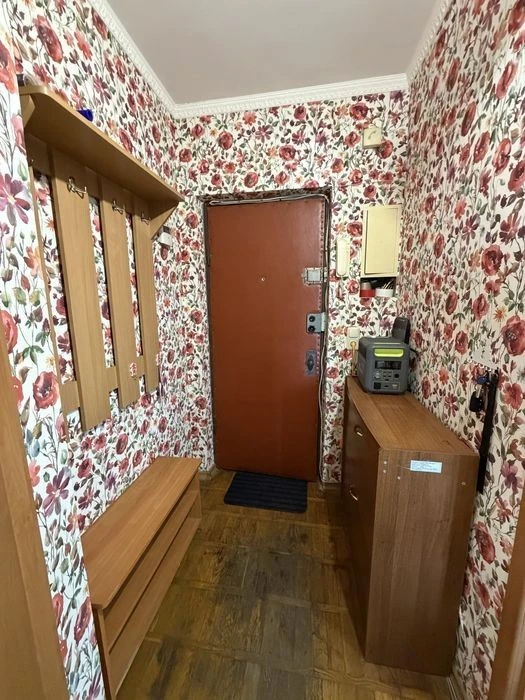 Продаж 1 кім кв Київ Дніпровський р-н, вул Гродненська 5
