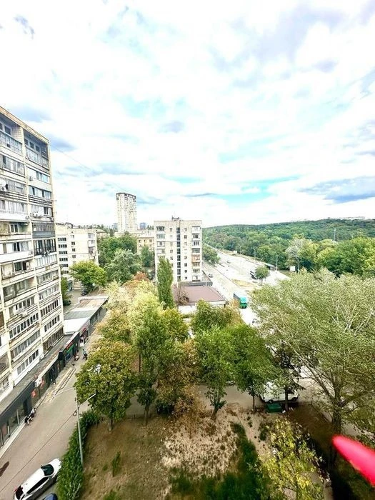 Продаж 1 кімн квартири проспект Голосіївський 108/1 метро Го