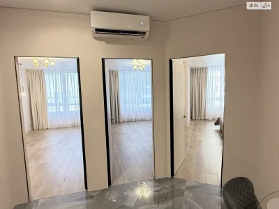 Продаж Квартира Дарницький
