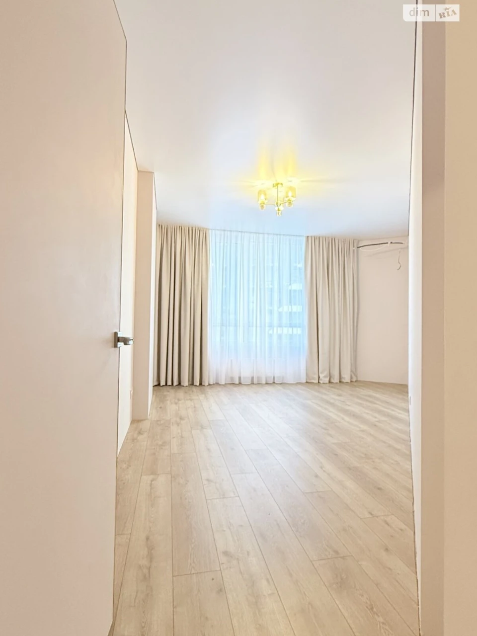 Продаж Квартира Дарницький
