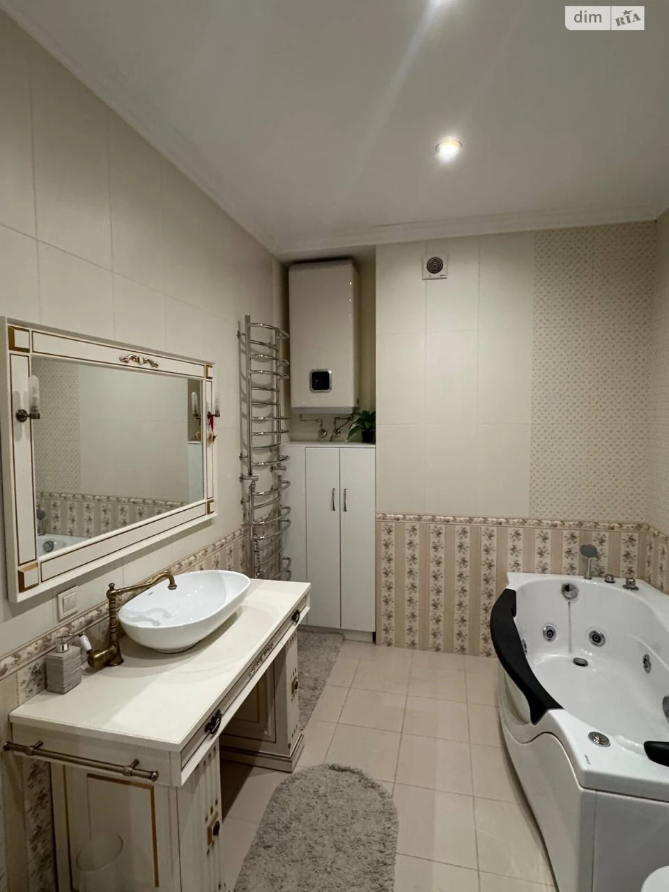 Long-Term Rental Apartment Langeron