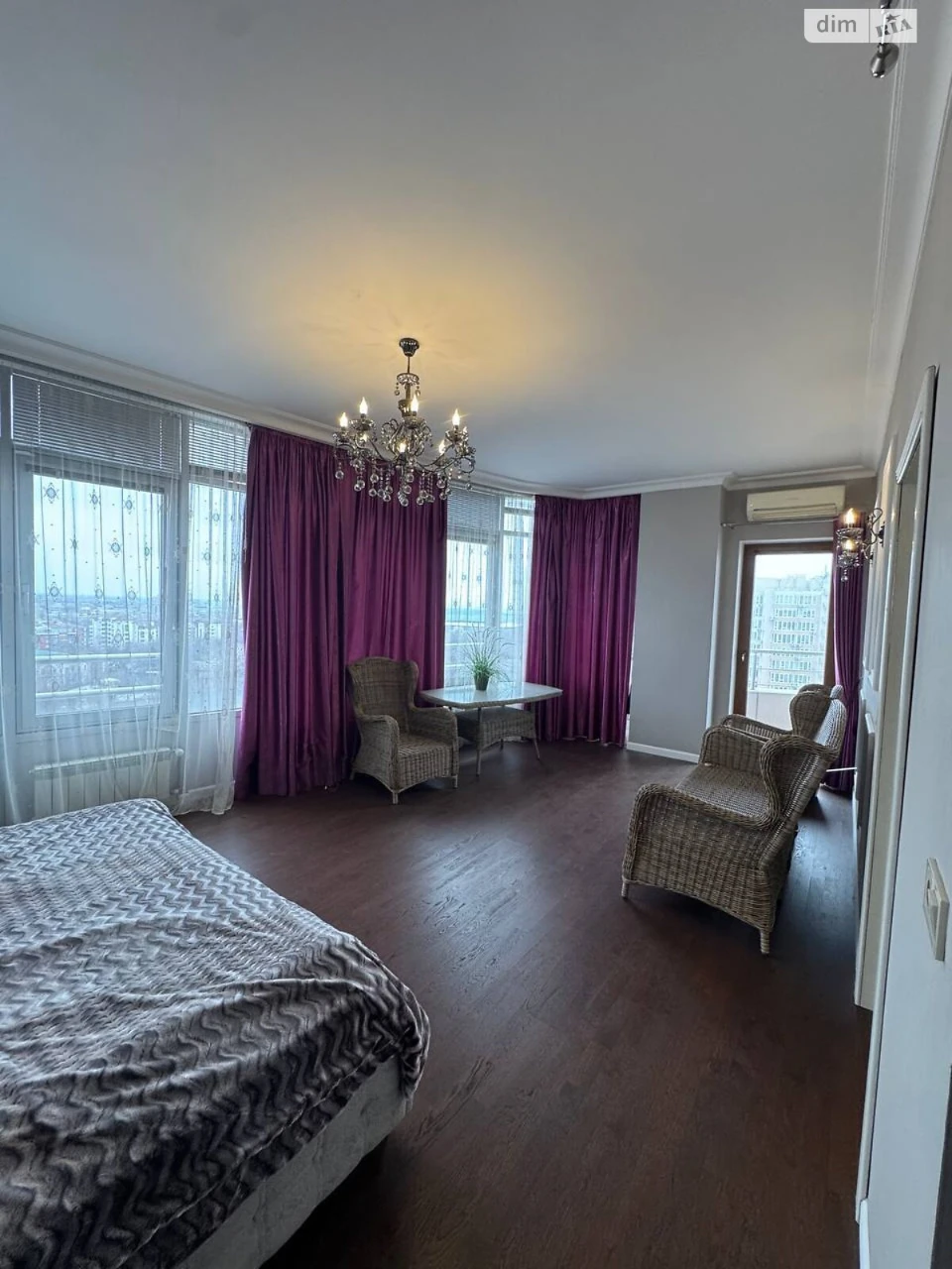 Long-Term Rental Apartment Langeron