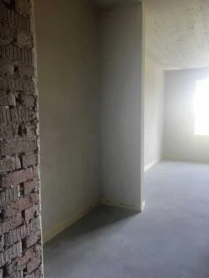 1 км квартира на етапі здачі район Парку