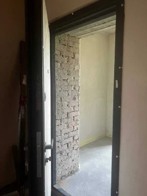 1 км квартира на етапі здачі район Парку