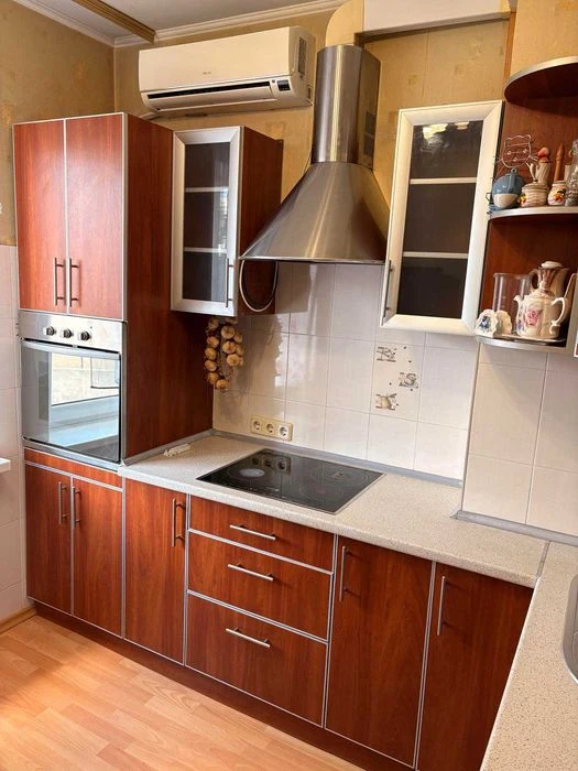 Продам 3 ком. с тремя лоджиями ул. Семена Палия / Заболотн