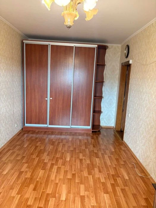 Продам 3 ком. с тремя лоджиями ул. Семена Палия / Заболотн