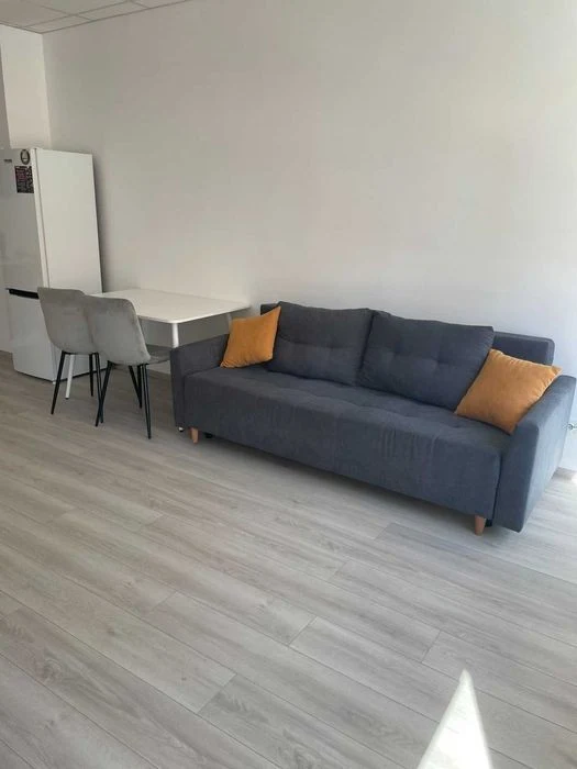 Оренда 1к студія 43м. кв 18000грн