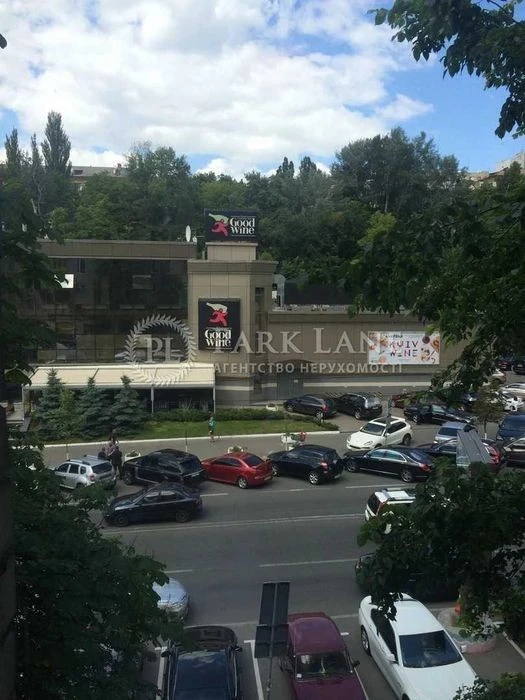 оренда квартири 2км 54,3м 3пов. вул. Мечникова 16 станція ме