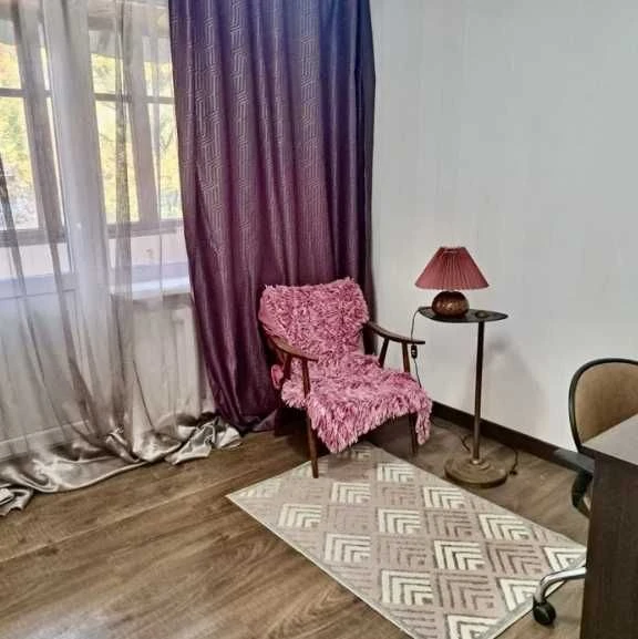 For sale 2-room apartment, 45 m2, 5/5 on Derevyanko street, m.