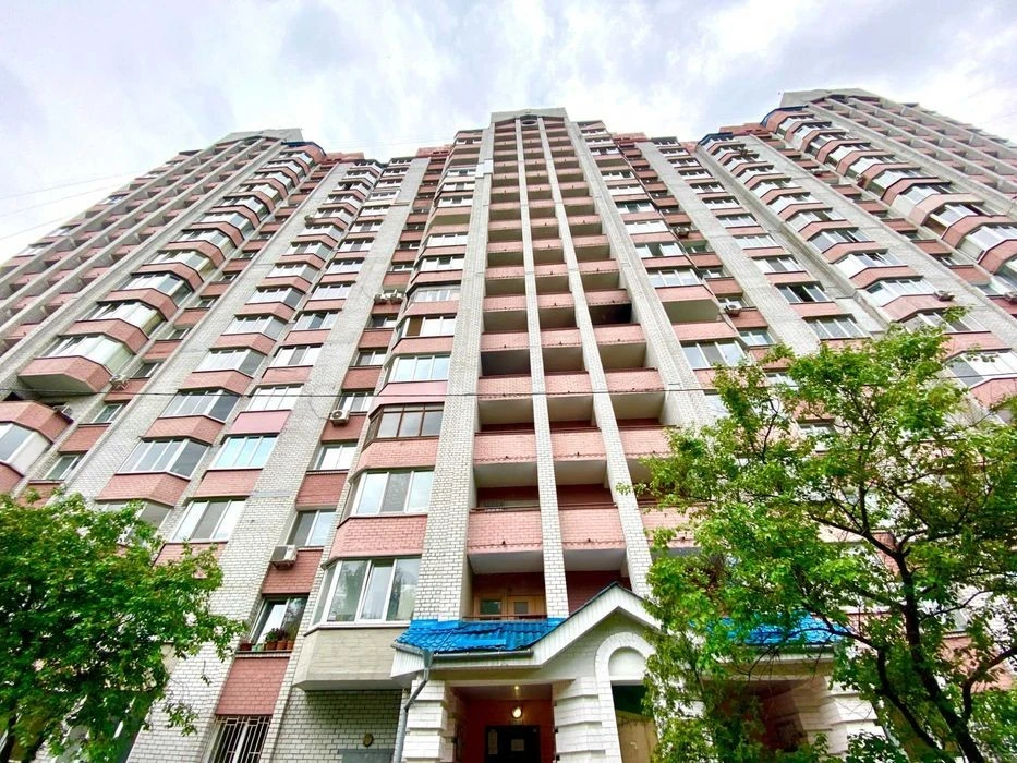 ID 368. ДВРЗ, метро Чернігівська, вул. Алматинська, 41А, Дар
