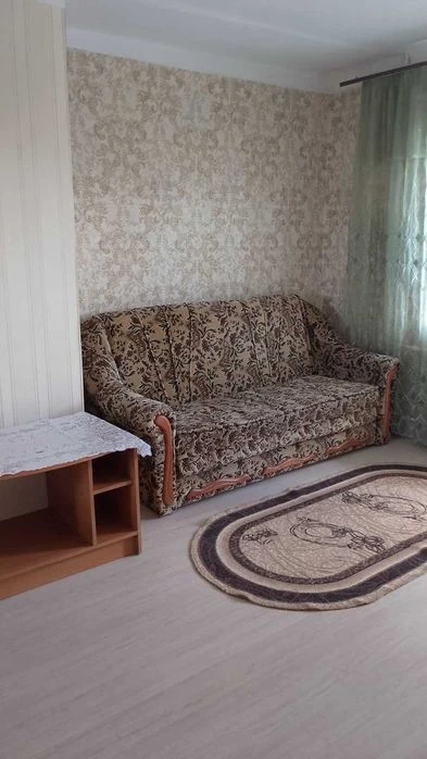 ЗДАМ 1-кім. квартиру по вул. Братиславська ( ринок Юність)