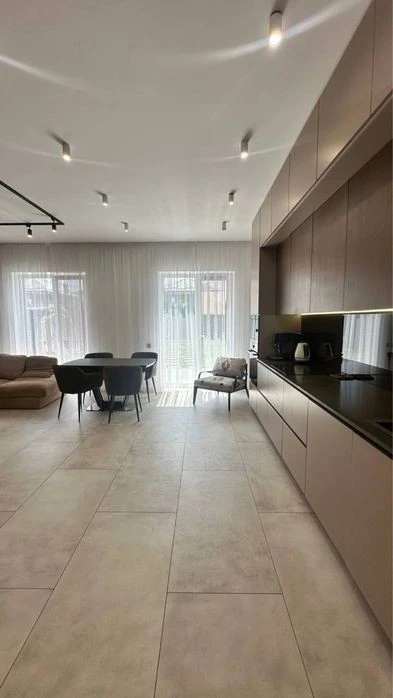 Продаж сучасного будинку в Києві | Теремки-2 / Лікоград | За