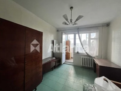 Продам 1 к.кв. біля Південного базару!