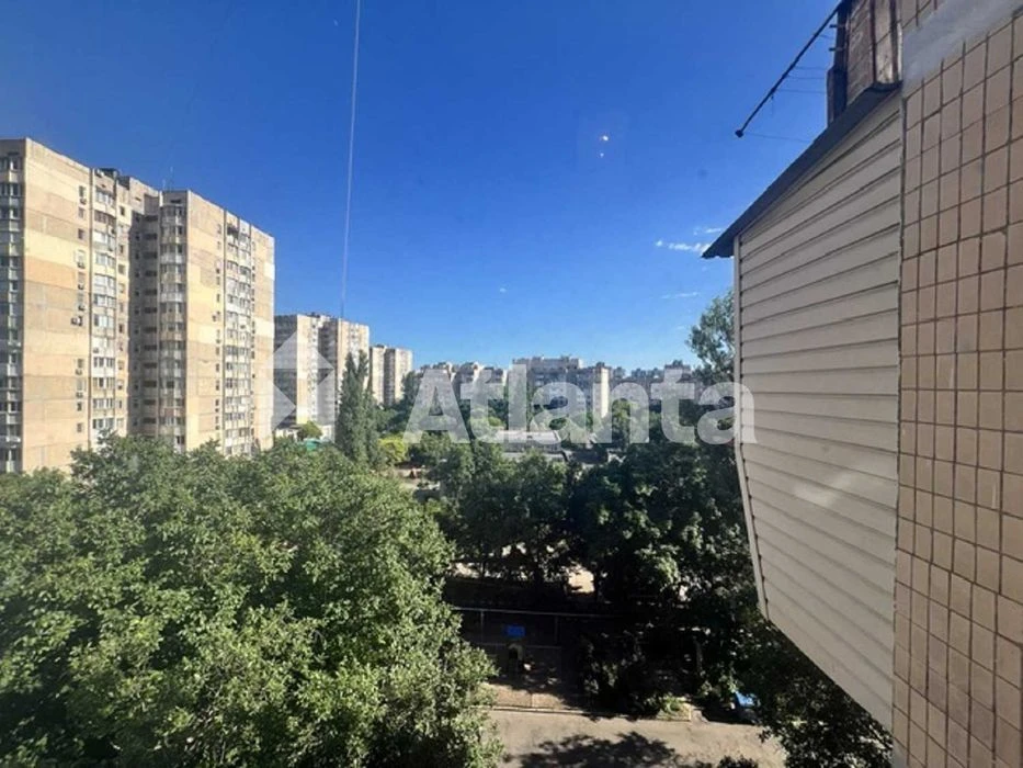 Продам 1 к.кв. біля Південного базару!