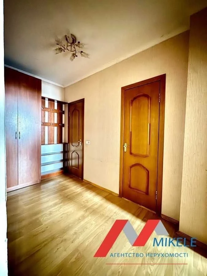 1-room apartment for sale 45 m², Vyshnyakivska St., 1
