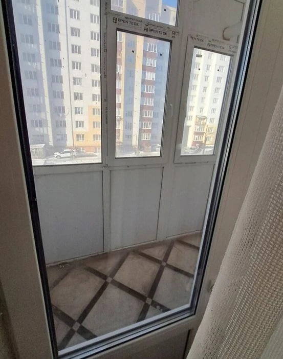 Простора 2к на зручному поверсі не кутова, усе залишається!!