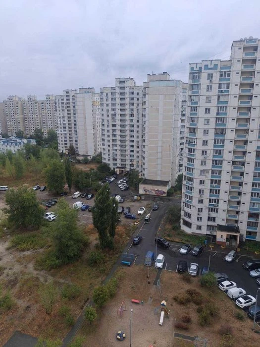 Простора 2-к з ремонтом, 65 кв.м, будинок 2005 р, вул.Лісків