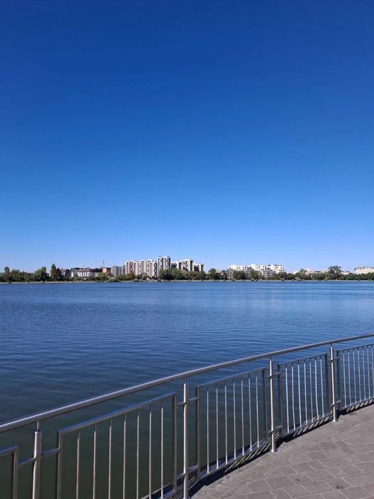 Продаю 1 кімнатну квартиру біля Парку та Озера.Вулиця Мазепи