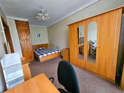 OWNER One-room apartment 26/8 Budivelnykiv Street. metro