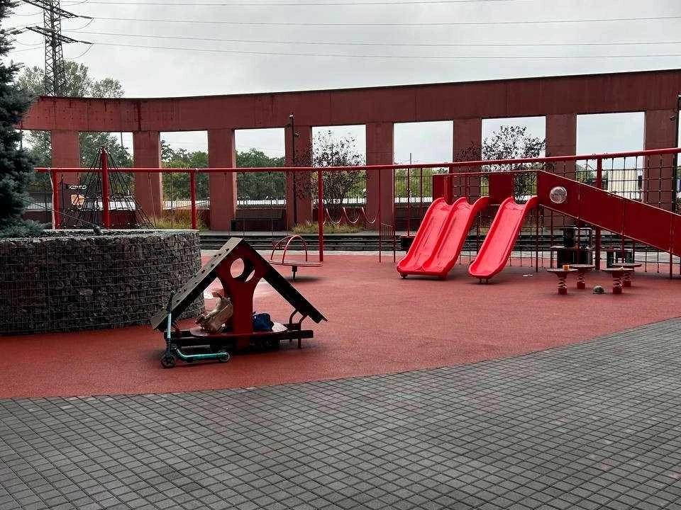 Квартира. Київ, Набережно-Рибальська вул.