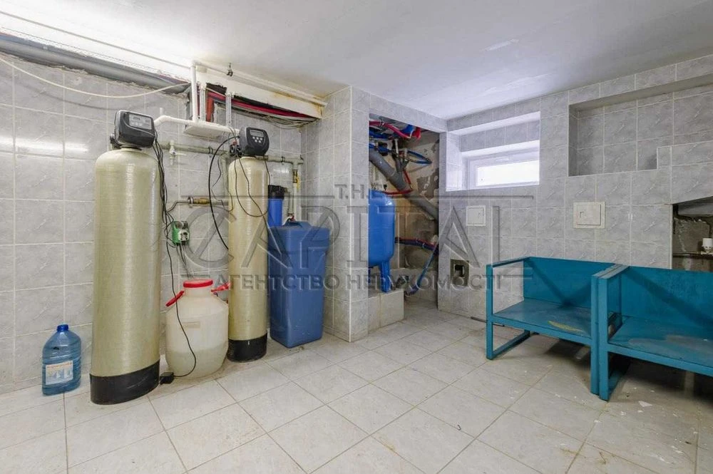 Продаж / Будинок / 1100 м2 / Голосіївський район / вул. Брод