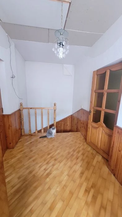 Продж частини будинку в самому Центрі по вул Мазепи.