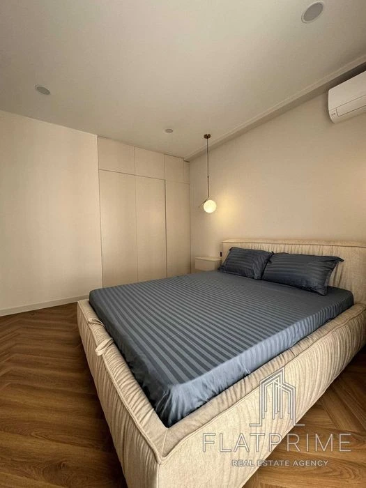 Продаж 1 к. кв. Нова Англія, Голосіївський р-н, Максимовича