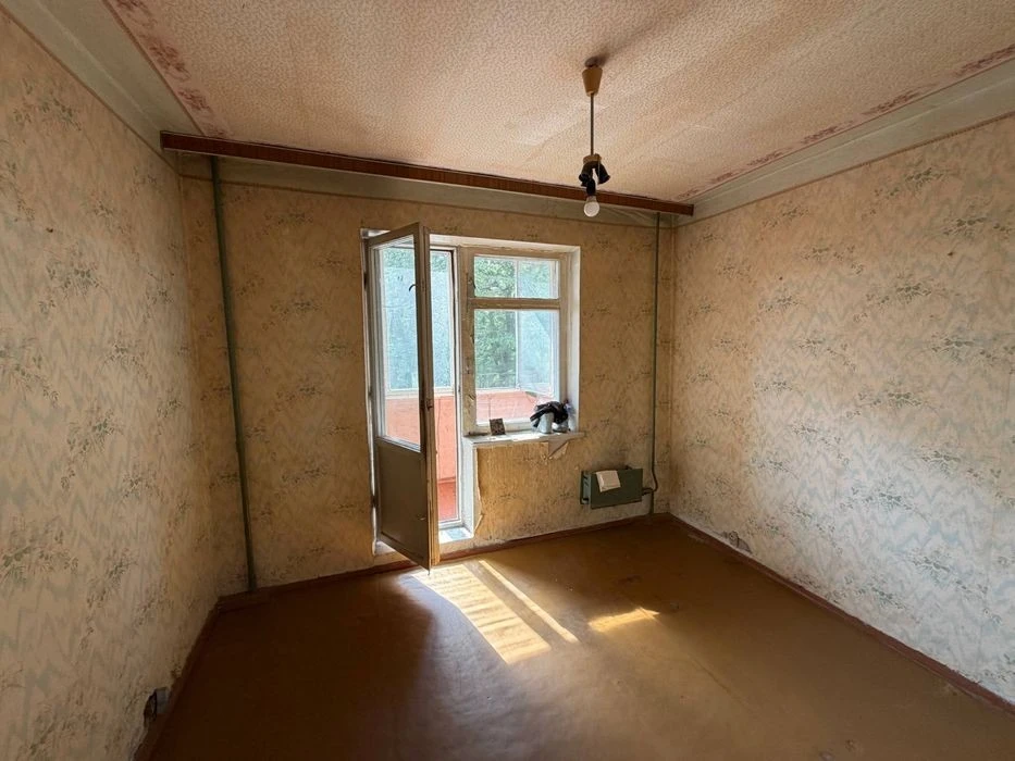 3 км кварира по вул. Вірменська, 5 м. Київ