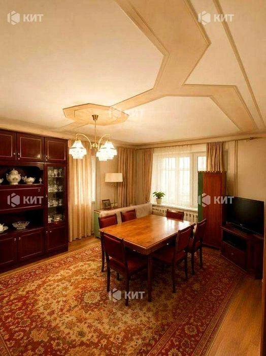 3 rooms 62m2 Pavlovo Pole, 23 Augusta district, Kosmonavtov Str. 8, 136