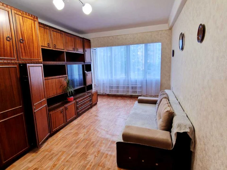 Квартира. Київ, Оболонський просп.