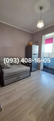 Продається 1-кімнатна квартира по вул. Анни Ахматової, 14 Б.