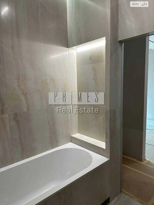 Продаж 2к квартири 53м2 частковий ремонт Manhattan City Бере