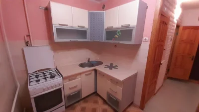 Продажа 1кiмнатна квартира, метро Осокорки-50 тис. евро