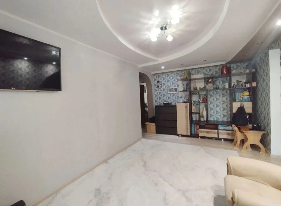 Продаж 3к квартири на вул. Батумській