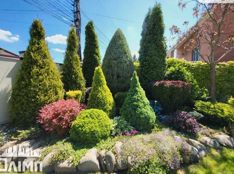 (7) I will sell an elite house on Hnivanskoye highway 0102