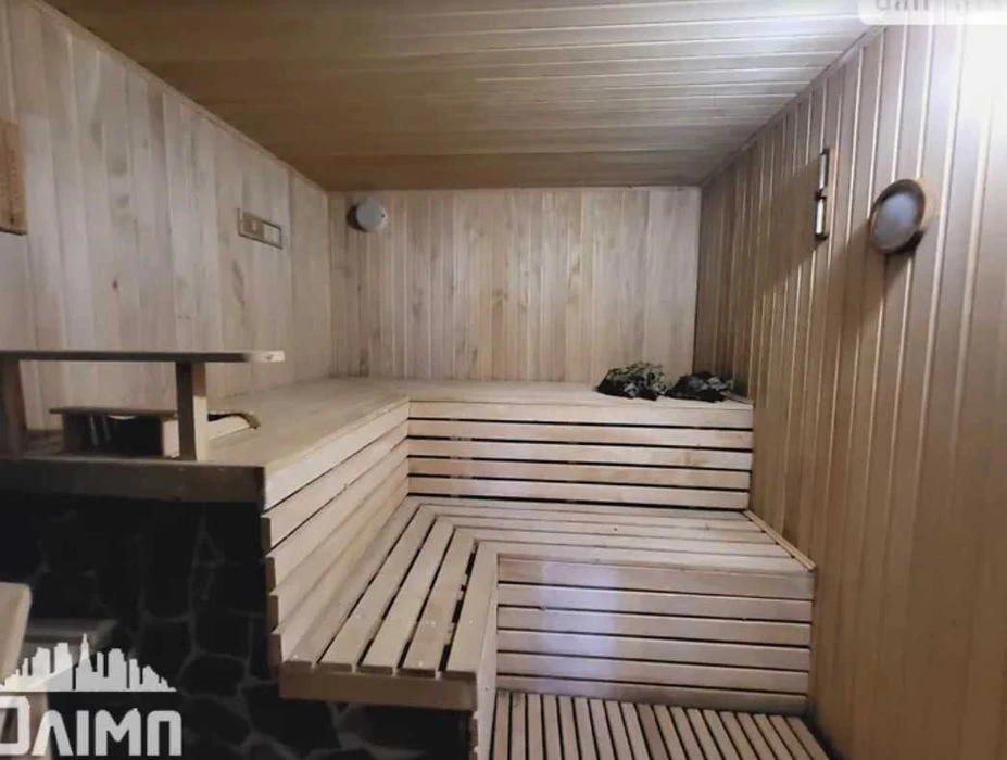 (7) I will sell an elite house on Hnivanskoye highway 0102